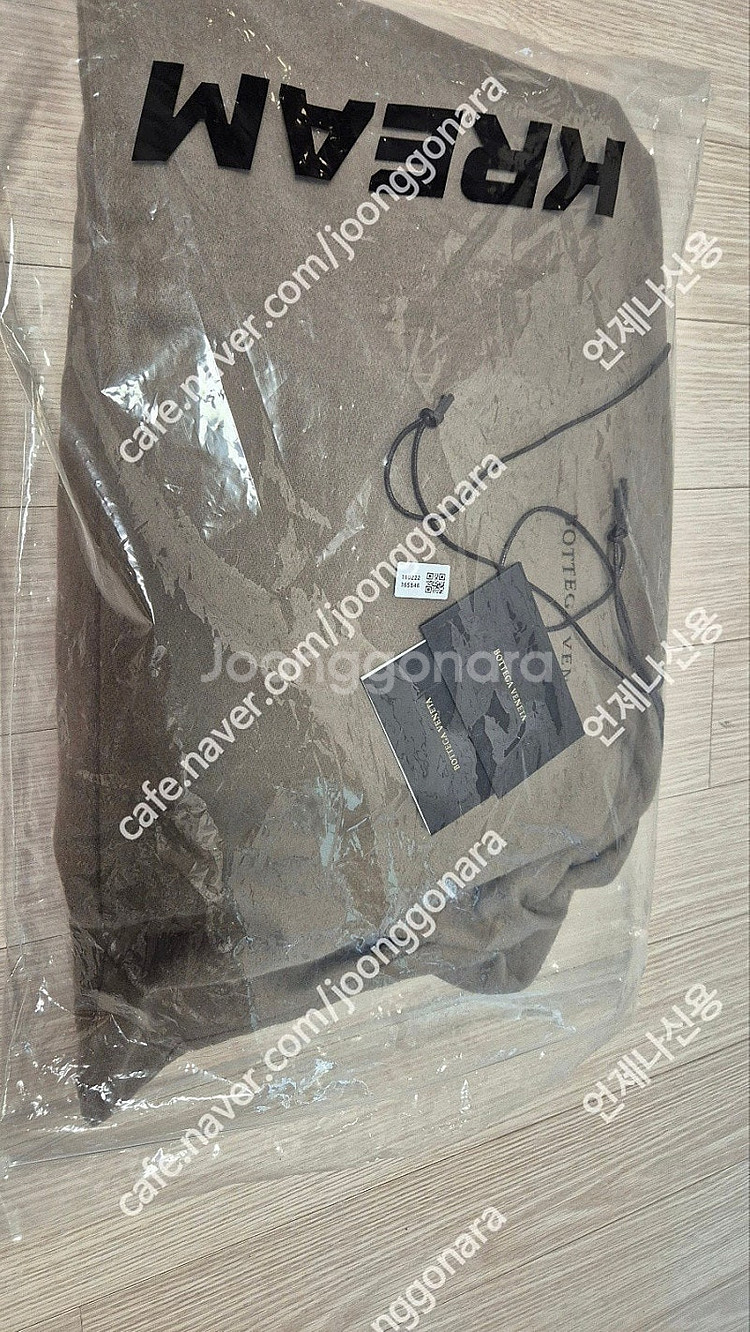 보테가클러치 라지(가장큰사이즈) 스트랩 정품인증 거의새...--8