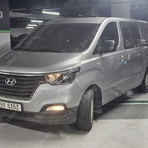스타렉스 5밴 중고 더 뉴 그랜드 스타렉스 중고 은색 2021년식 60,662km 2WD 밴 5인승 스타일 개인사업자 차량구매