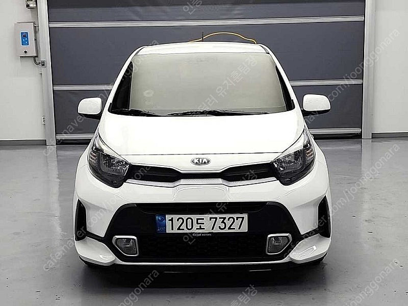 모닝 중고 모닝 어반 흰색 2021년식 50,980km...--3