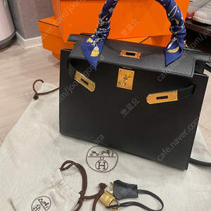 에르메스 켈리28사이즈 블랙금장 판매합니다