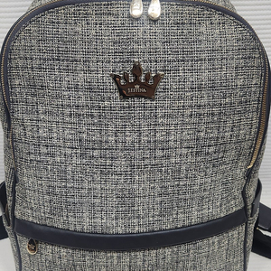 제이에스티나 백팩