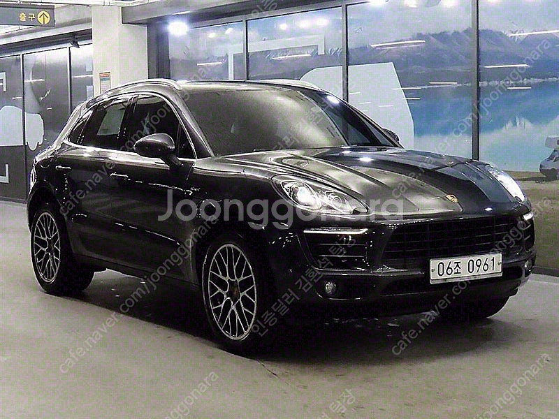 포르쉐 중고 포르쉐 마칸 중고 회색 2017년식 56,...--0
