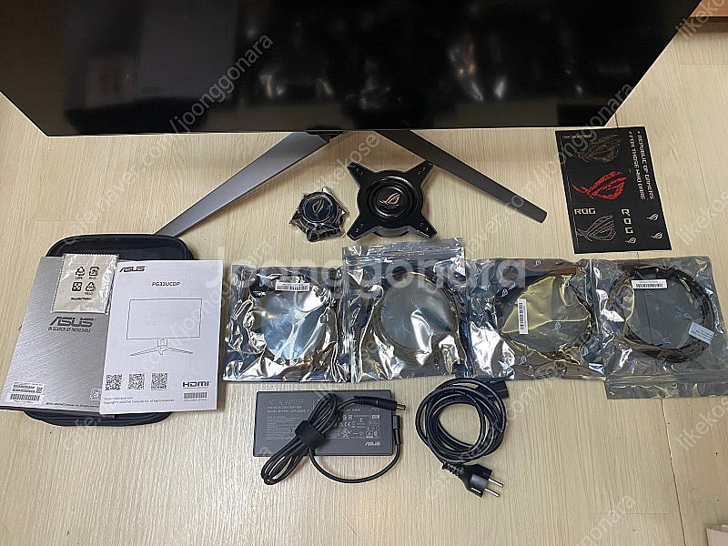 에이수스 ASUS ROG SWIFT OLED PG32U...--6