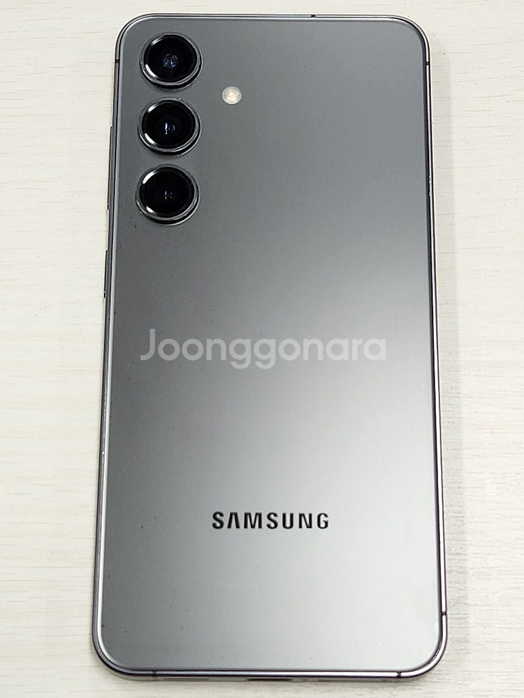 갤럭시 S24 블랙색상 512용량 상태좋은 무잔상 단말...--0