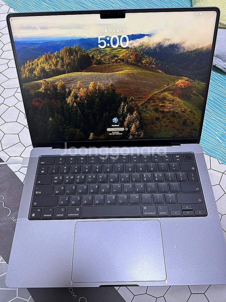 맥북프로 M3 14인치 스페이스그레이 신품급 8GB/5...--4