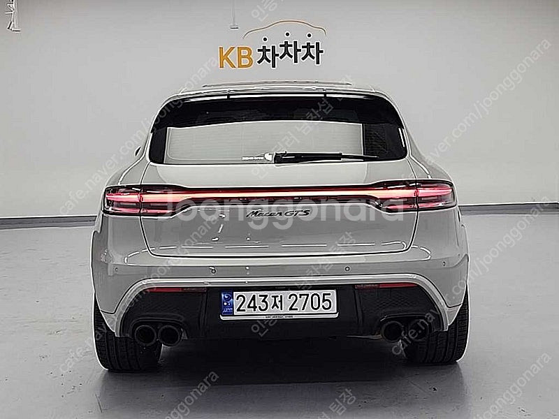 포르쉐 마칸 중고차 할부가능 회색 2023년식 8,16...--4