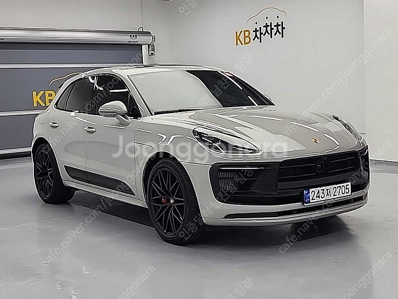 포르쉐 마칸 중고차 할부가능 회색 2023년식 8,16...--5