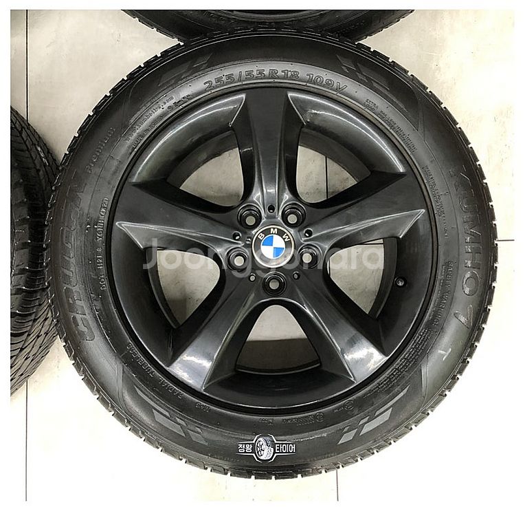 BMW X5 F바디 18인치 흠집없는 블랙 휠타이어 2...--3