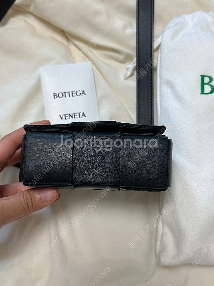 보테가베네타 미니카세트백--1