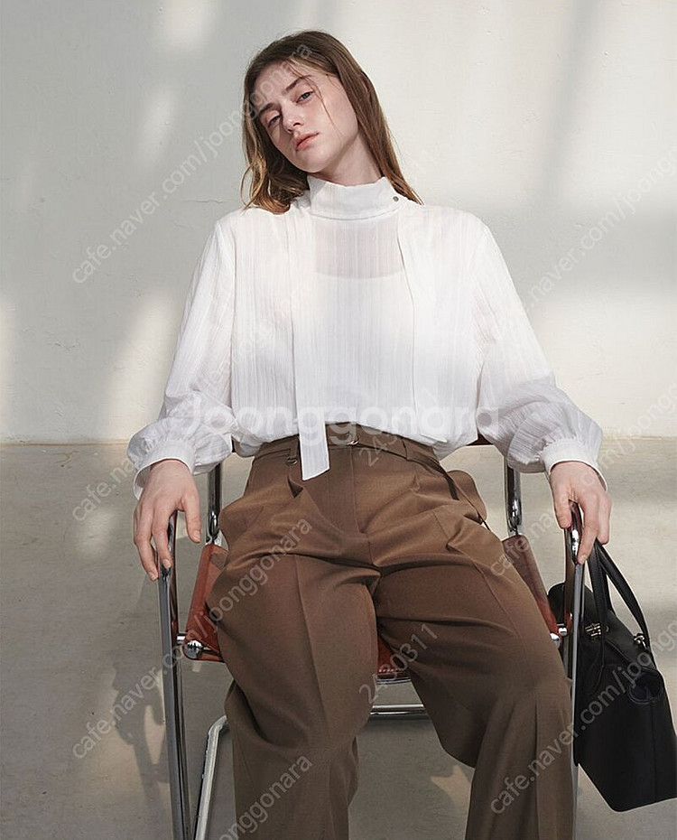 루에브르 하이넥 타이 블라우스 스몰 High-neck ...--3