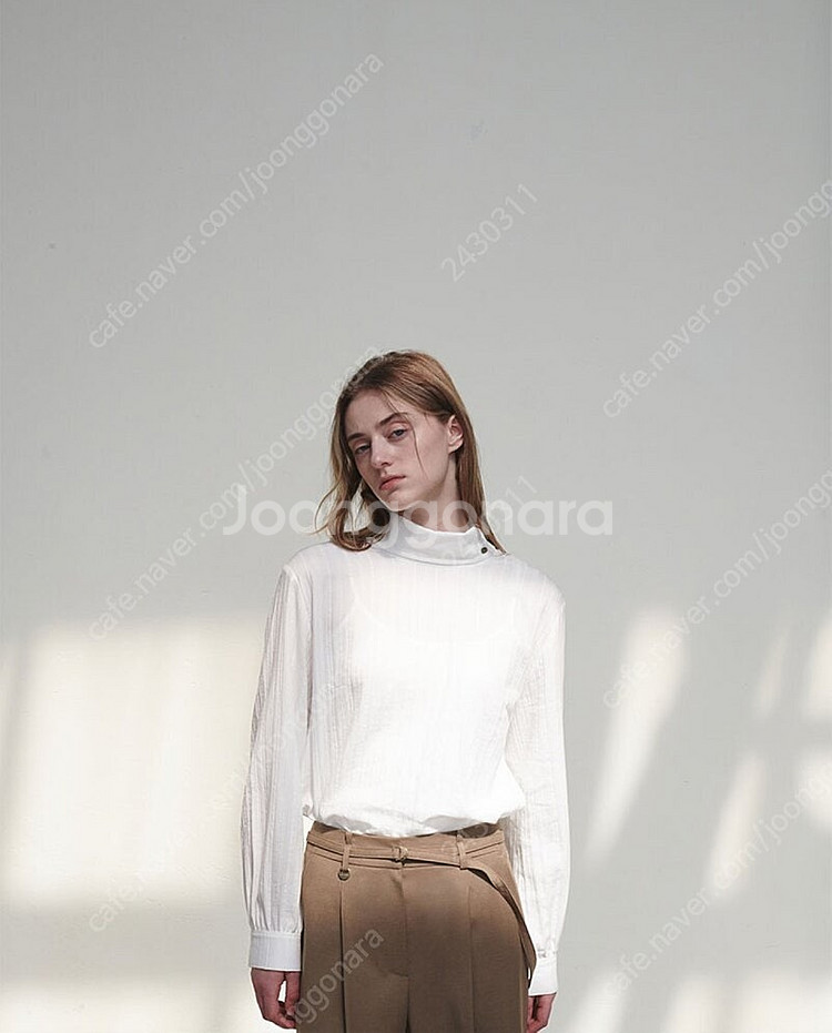 루에브르 하이넥 타이 블라우스 스몰 High-neck ...--0