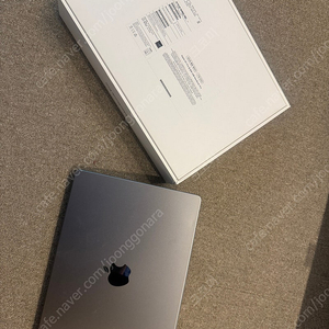 애플 맥북 스그 1tb 16gb 입니다