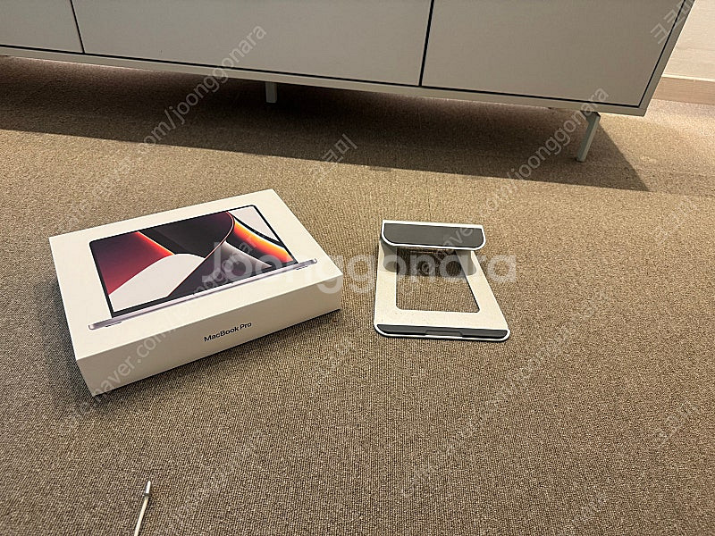 애플 맥북 스그 1tb 16gb 입니다--9