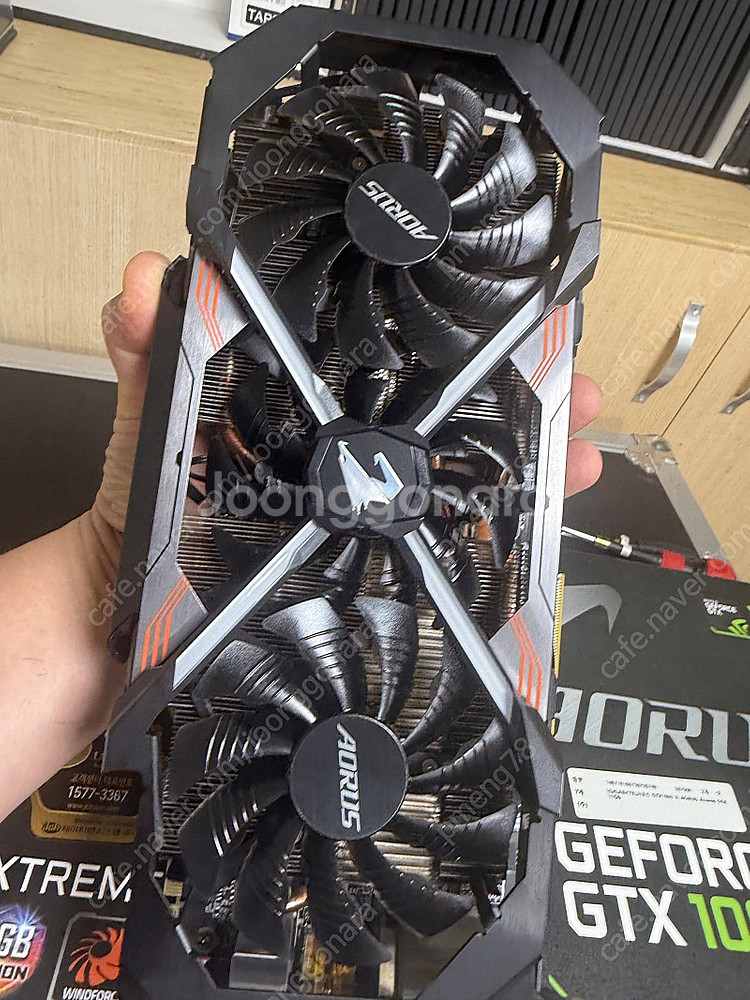 gigabite aorus gtx 1080ti extr...--3