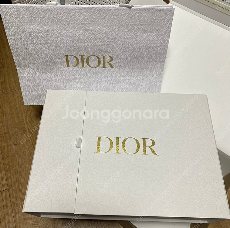 디올 My Dior 미니백 블랙 240만원에 판매합니다...--7