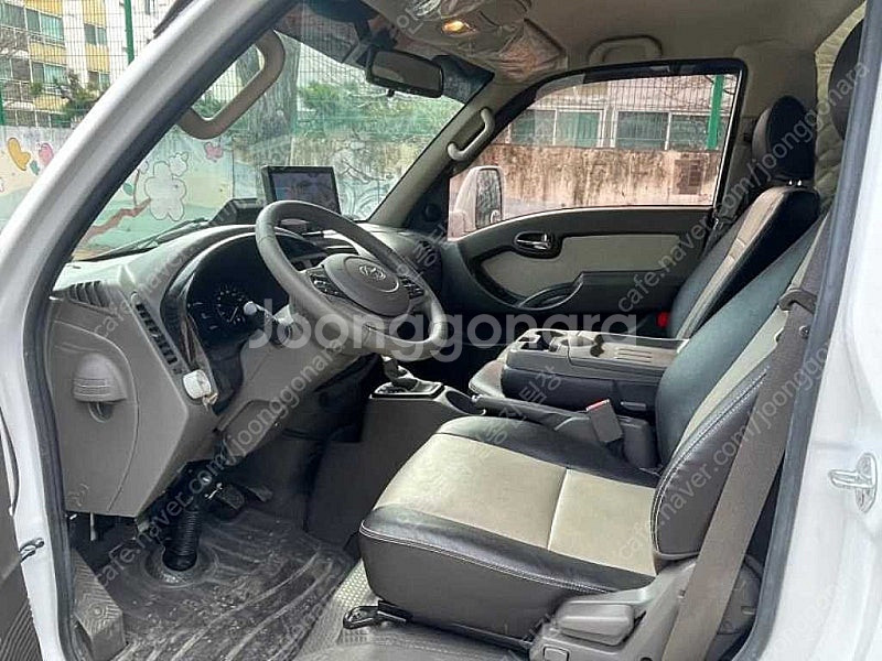 캠핑카 중고 포터2 흰색 2023년식 35,940km ...--9