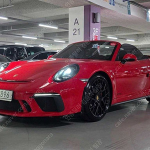 포르쉐 중고 911 중고 카레라 4 카브리올레 중고 포르쉐 빨간색 2017년식 카레라 4 카브리올레 991 중고자동차