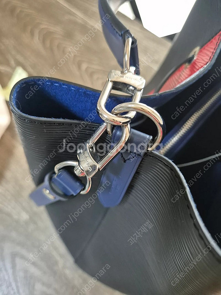 루이비통 M52161 에삐 투톤 스프라이프 노에 버킷백--2