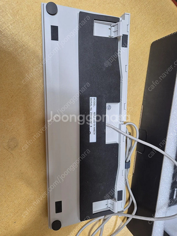 리얼포스 R2 저소음 30g (R2TLS US3 IV)--8