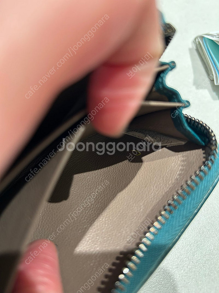보테가베네타 지퍼돌이 카드지갑--3