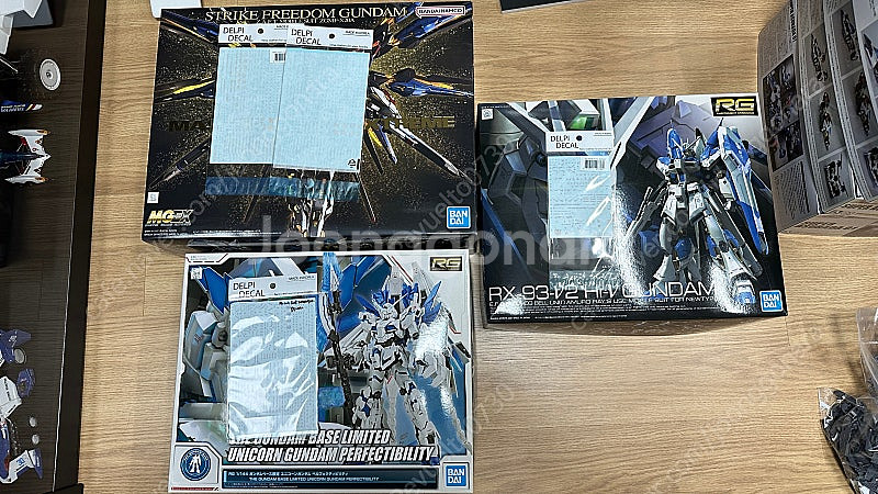 반다이 mgex 스트라이크 프리덤, rg 하이뉴, rg 퍼펙티빌리티 유니콘 등 판매 합니다.--1