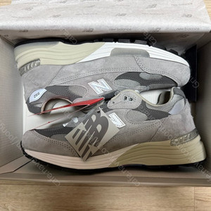 뉴발란스 992 그레이 260