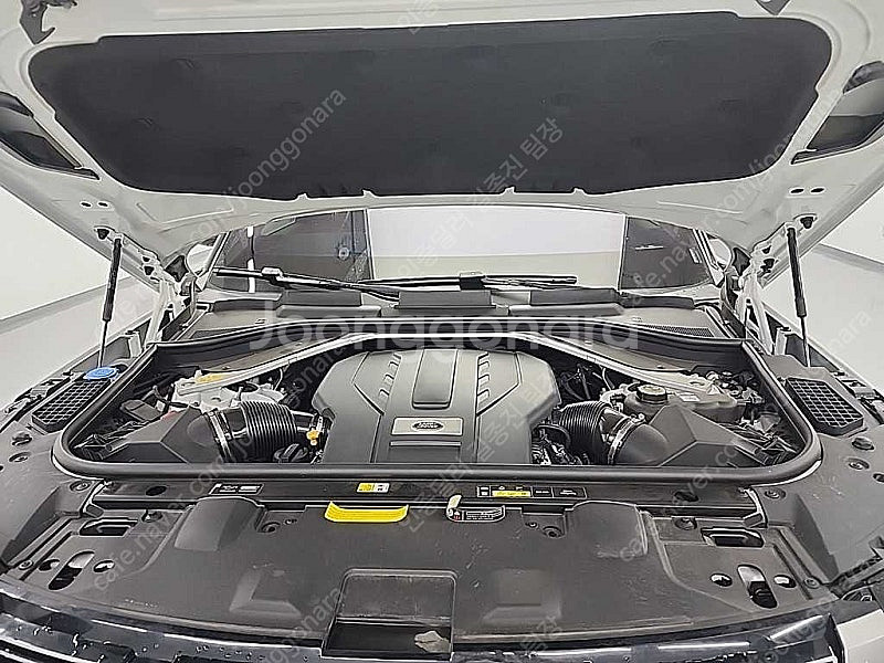 랜드로버 중고 흰색 2023년식 9,932km 4.4 ...--6