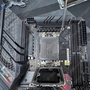 [대전] ASUS ROG STRIX B760-I GAMING WIFI 코잇