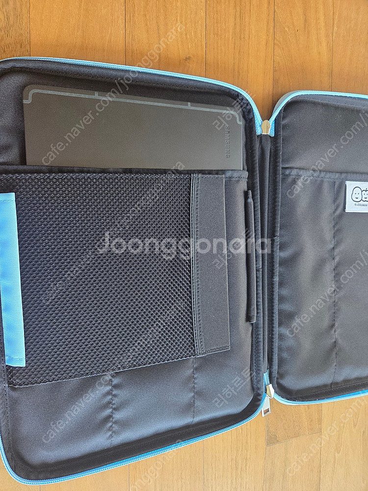 갤럭시 탭 S9, S10플러스 조구만 케이스 + 카카오...--1