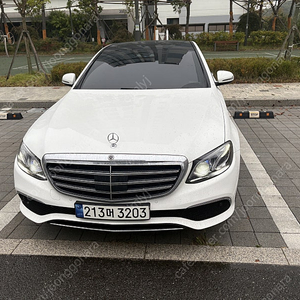 벤츠W213 E220D. 4메틱 익스클루시브