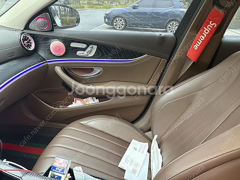 벤츠W213 E220D. 4메틱 익스클루시브--6