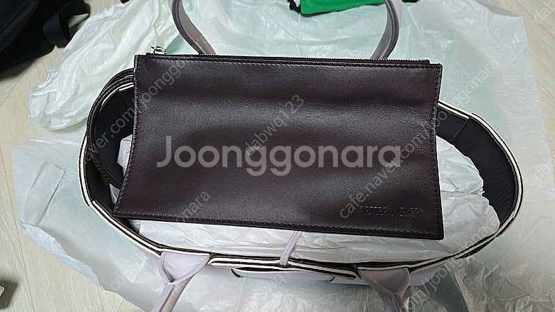 (새상품) 보테가베네타 아르코 토트백 스몰--8