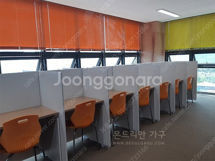 (상태깔끔) 학원책상 , 이벤트 독서실칸막이 있어요--0