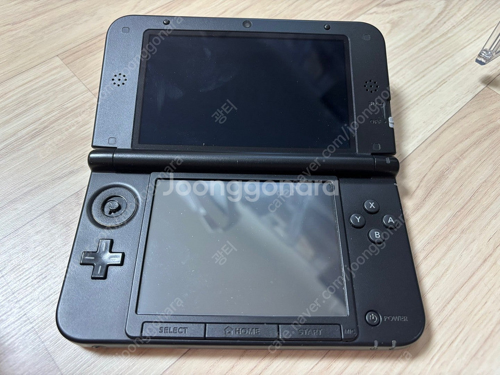닌텐도 3ds xl 레드 기기 구큰다수 (윗화면 이상)--1