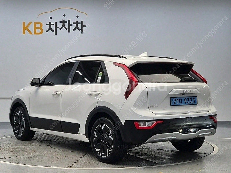기아 니로 중고 니로 디 올 뉴 니로 중고차 흰색 20...--3