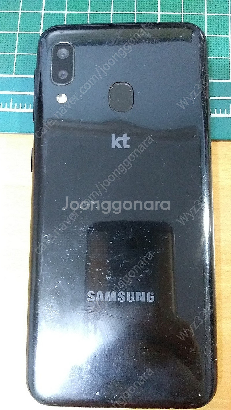 갤럭시 진2 KT (화면 멍 있음)--2
