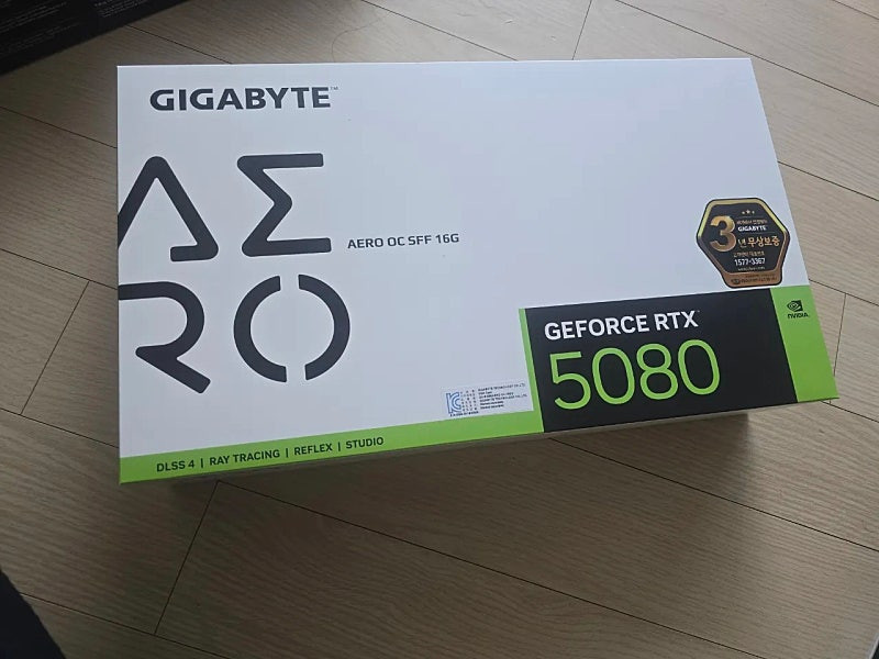 기가바이트 rtx 5070ti windforce 16g 그래픽카드 팝니다 이미지