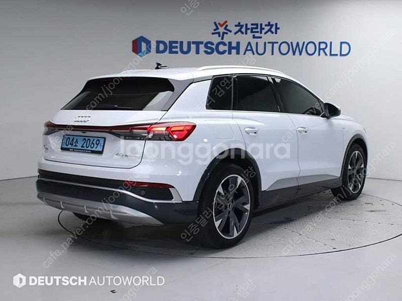 흰색 아우디 Q4 중고 아우디 전기차 40 프리미엄 중...--7