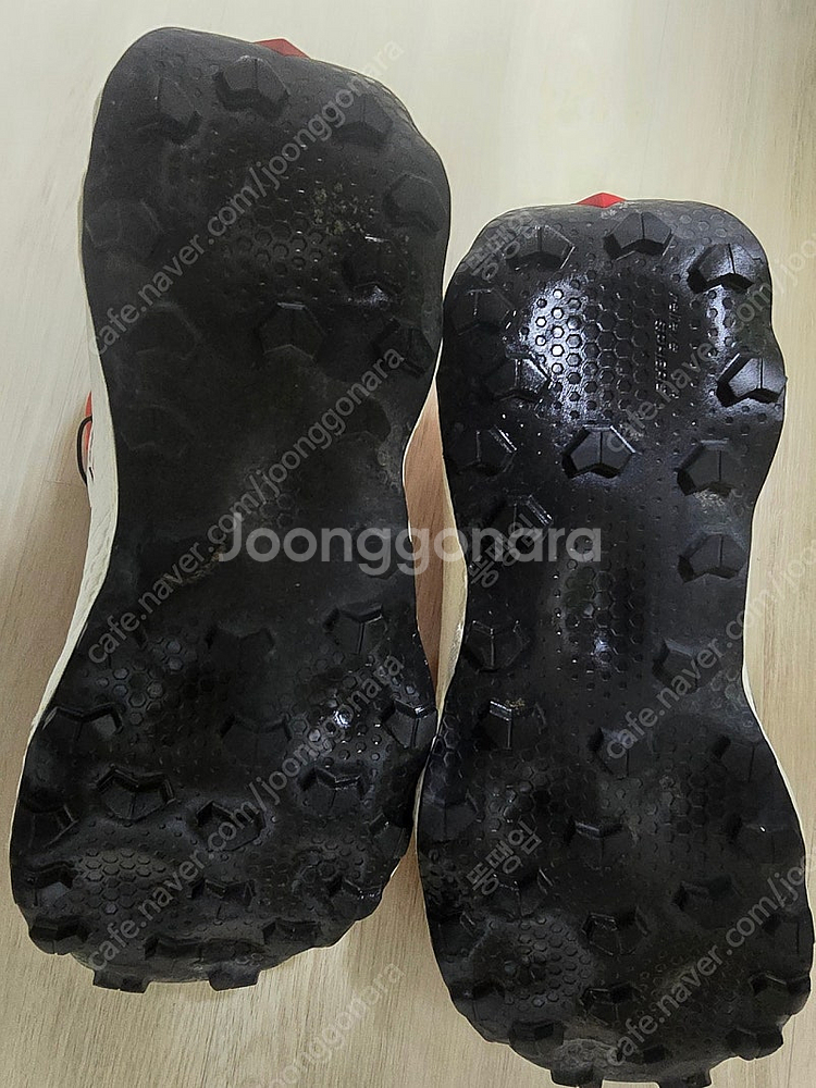 트레일러닝화 울트라글라이드3. 270사이즈--5