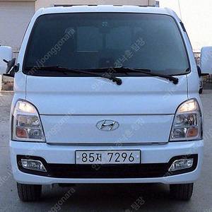 중고트럭 매매 중고화물차매매 흰색 2020년식 66,308km 1.0톤/슈퍼캡/초장축/(CRDi) 모던 중고차카페