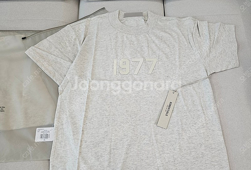 피오갓에센셜 1977 우먼 반팔 티셔츠 라이트 오트밀 ...--2