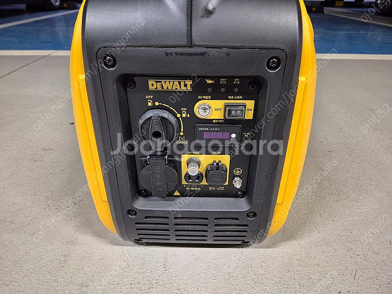 디월트 발전기 2KW--4