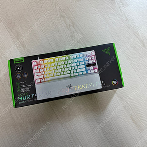 레이저 헌츠맨 V3 프로 TKL 화이트