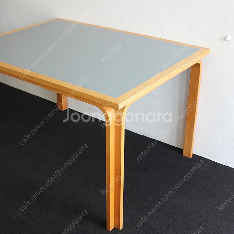 매그너스 올레센 빈티지 테이블 120 x 90 cm--1