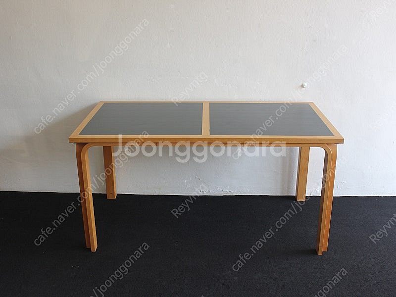 매그너스 올레센 빈티지 테이블 140 x 70 cm--1