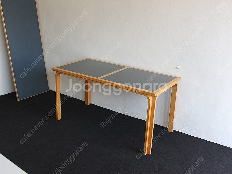 매그너스 올레센 빈티지 테이블 140 x 70 cm--2