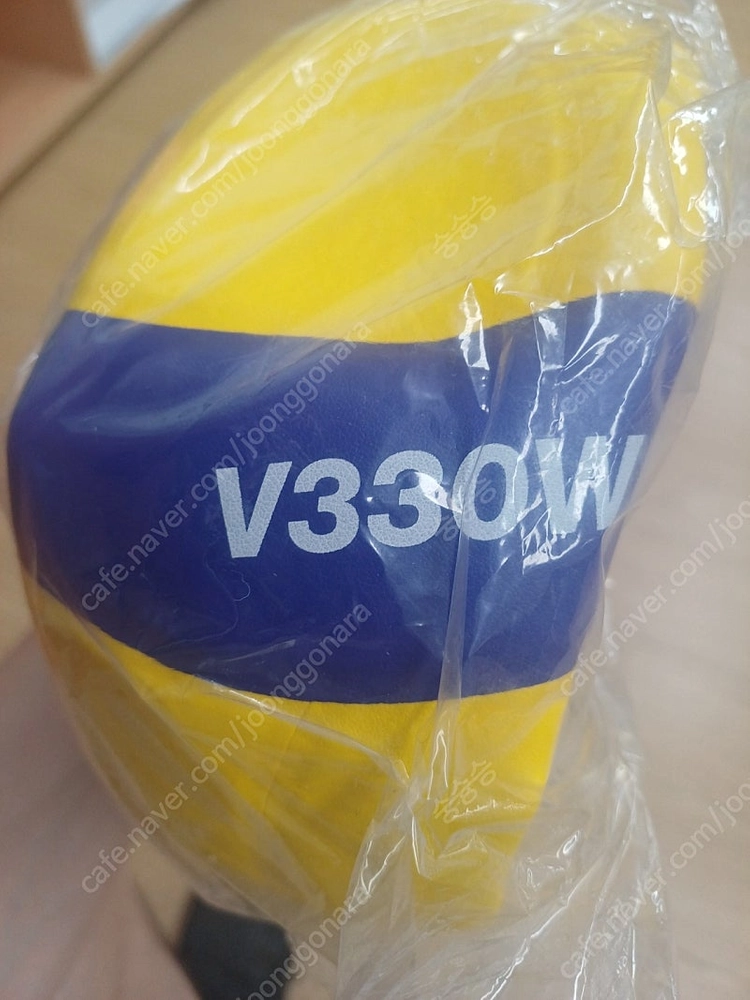 배구공 미카사v300w(공인구)팝니다 이미지