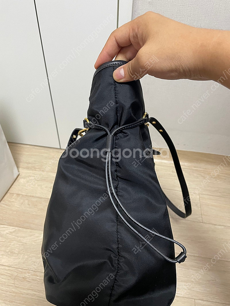 (새상품급, 정품) 프라다 포코노 나일론 금장 숄더백--4