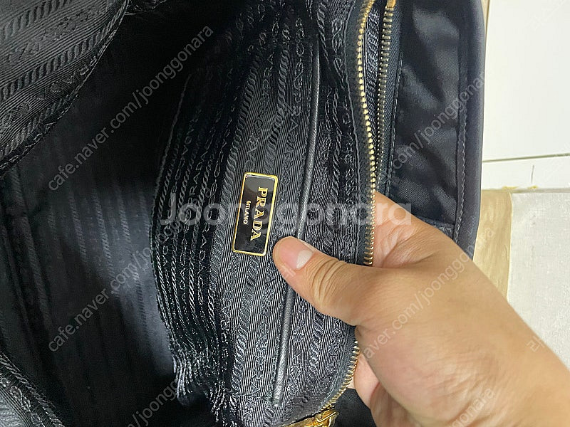 (새상품급, 정품) 프라다 포코노 나일론 금장 숄더백--7