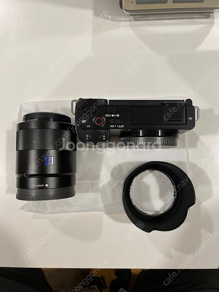 소니 ZV-E10 + 칼이사(SEL24F18Z)--0